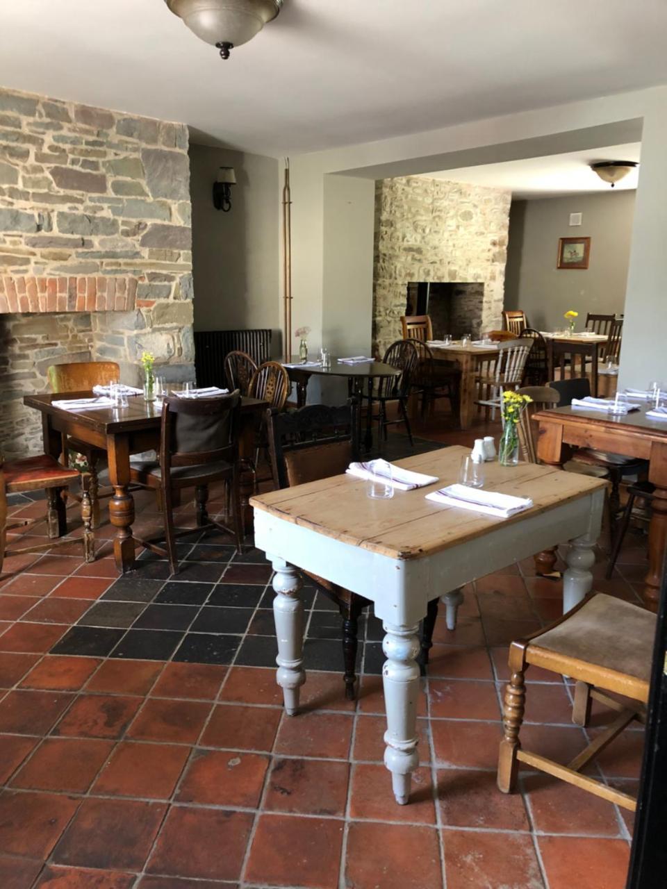 Inn At The Sticks Llanstephan  Bagian luar foto